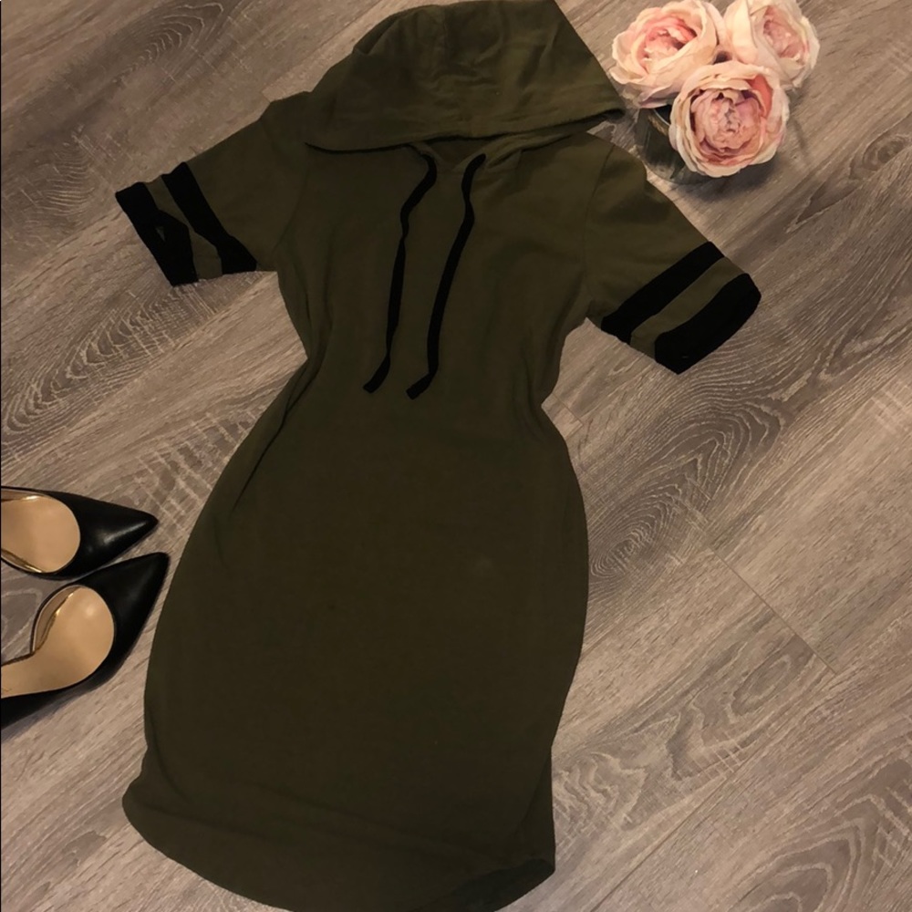 ❄️Olive green hoodie casual dress